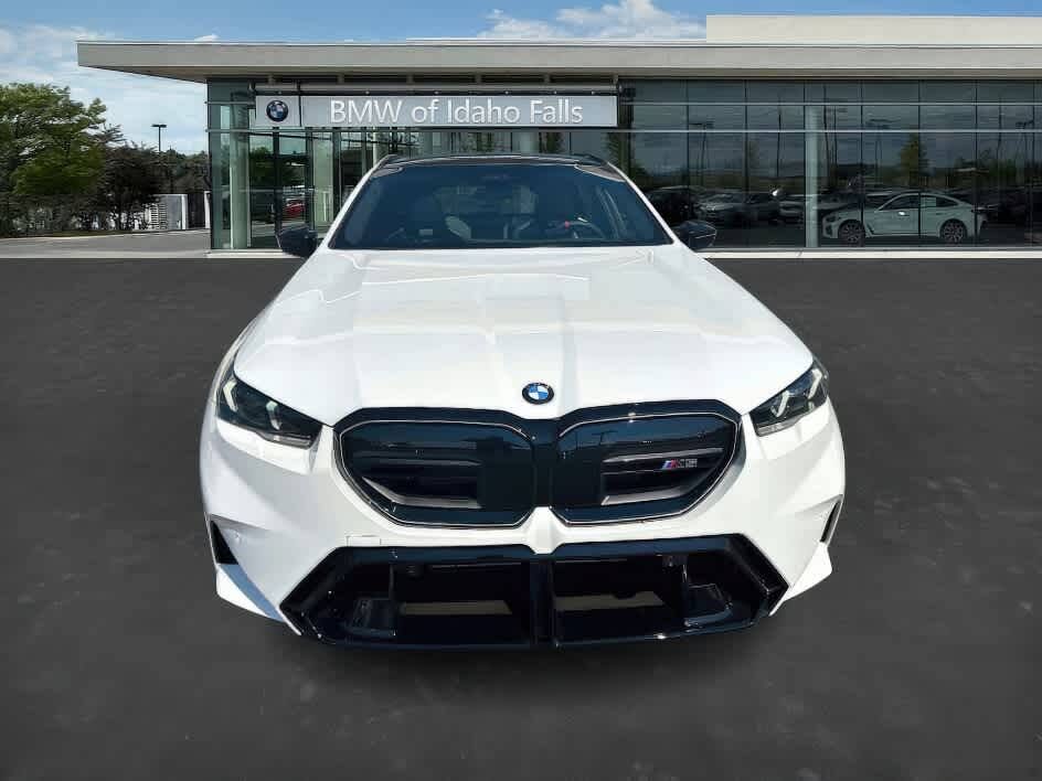 2025 BMW M5