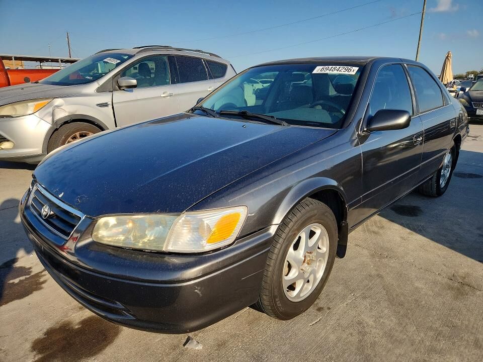 2001 TOYOTA Camry