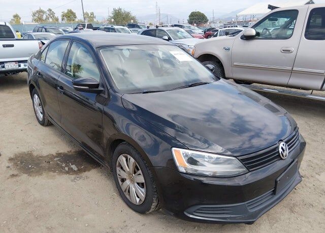 2011 VOLKSWAGEN Jetta