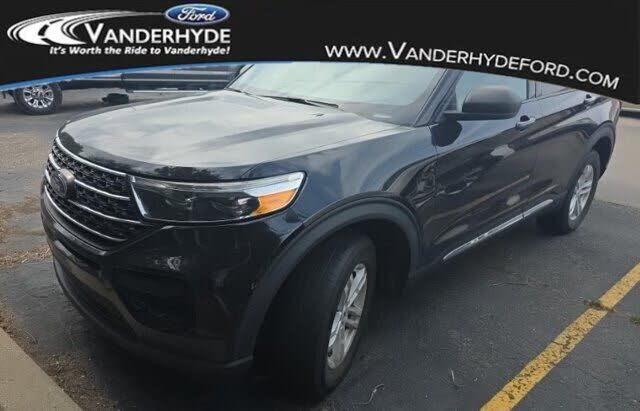 2023 FORD Explorer