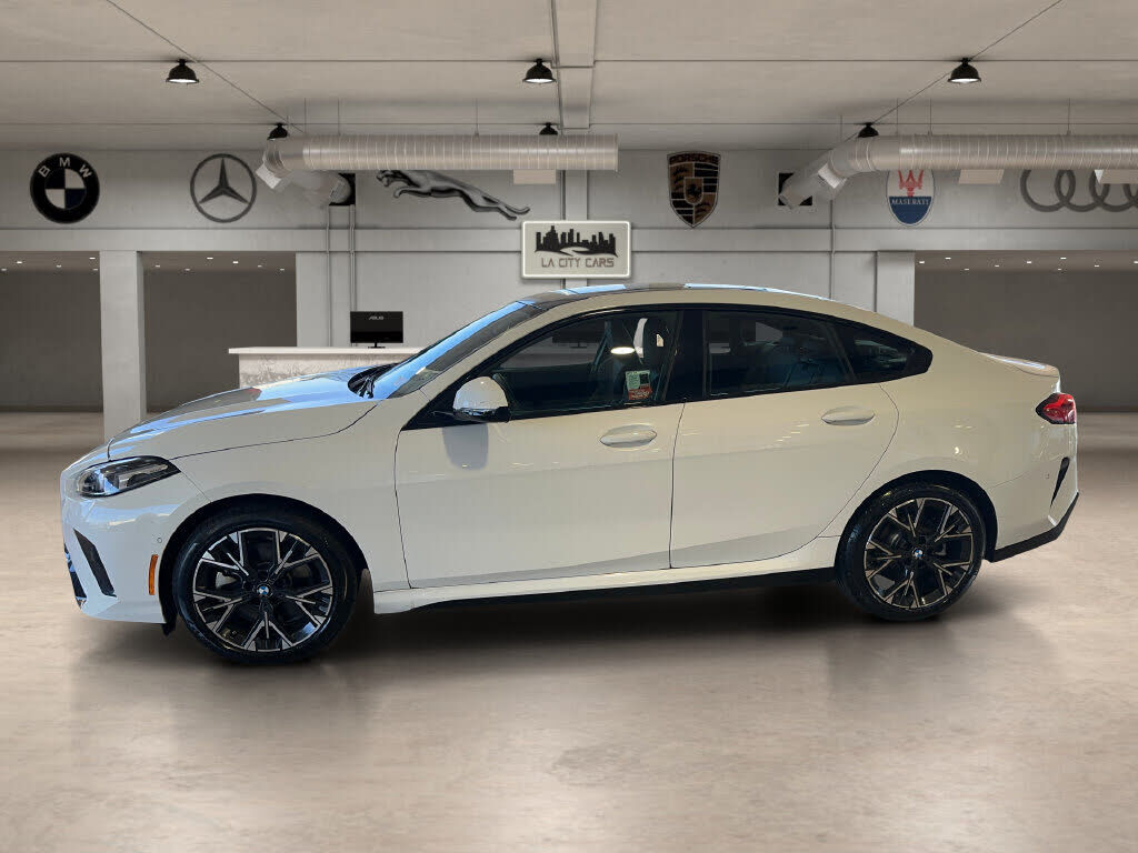 2025 BMW 228i