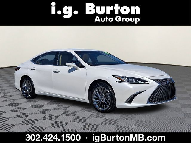 2025 LEXUS ES