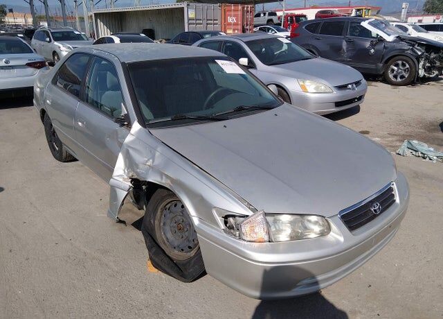 2000 TOYOTA Camry