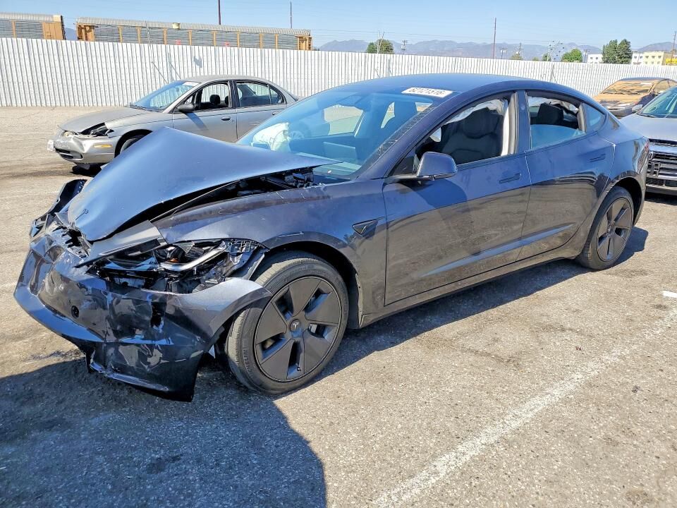 2026 TESLA Model 3