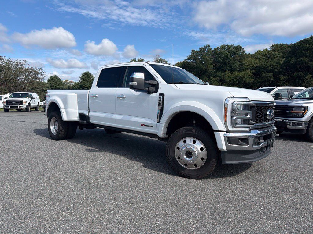 2023 FORD F-450