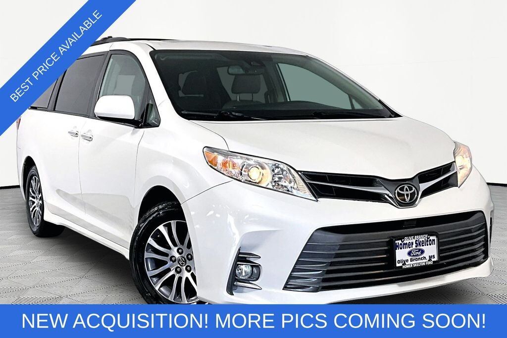 2019 TOYOTA Sienna