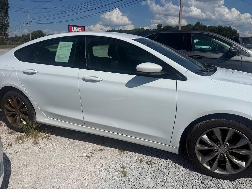 2015 CHRYSLER 200