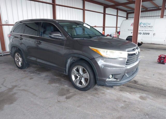 2016 TOYOTA Highlander