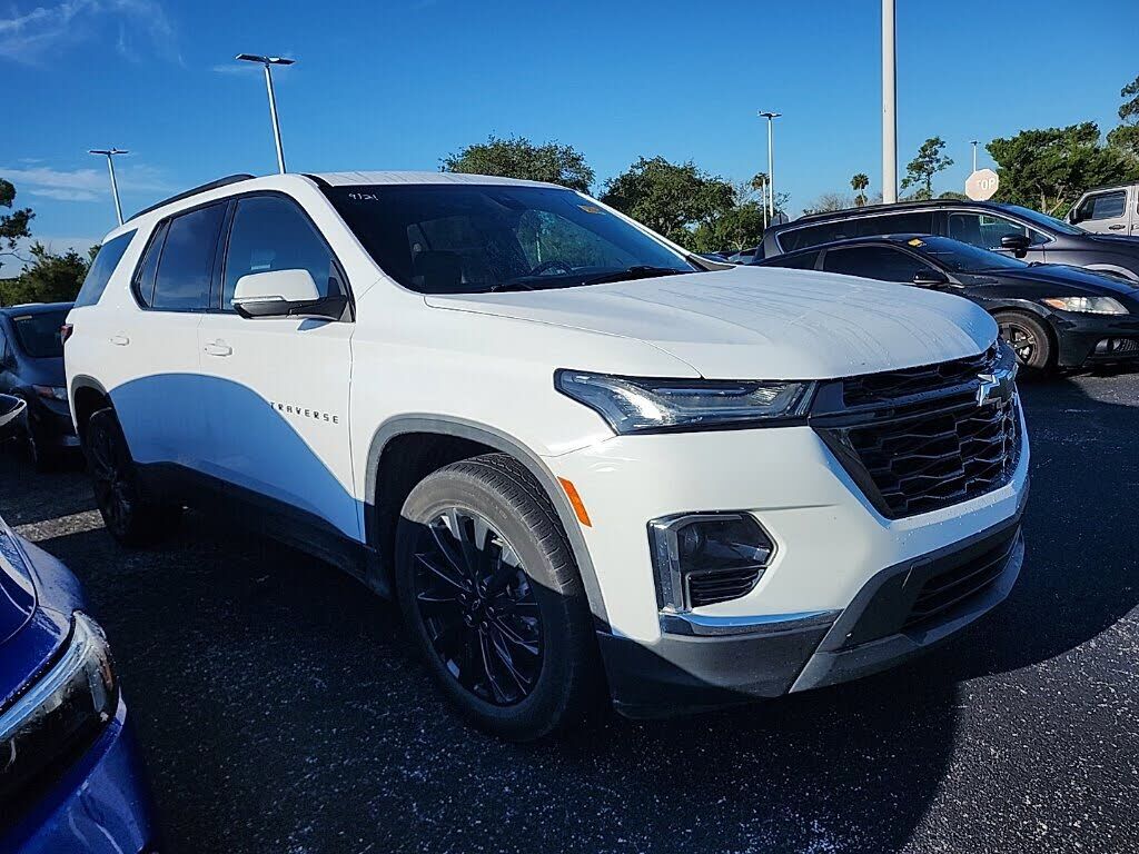2022 CHEVROLET Traverse