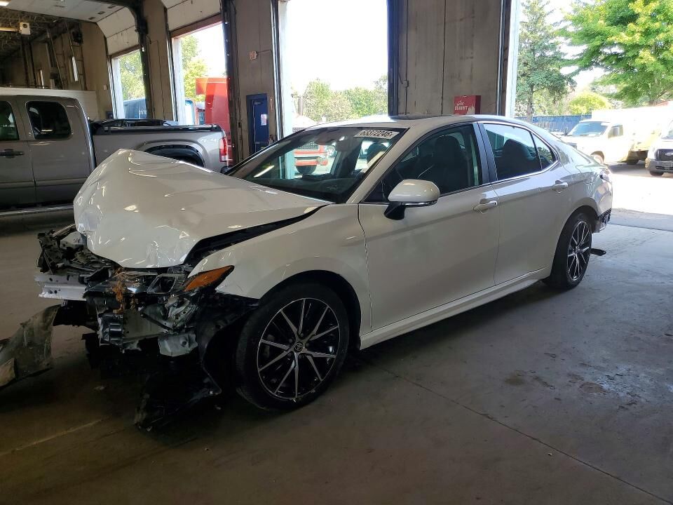 2023 TOYOTA Camry