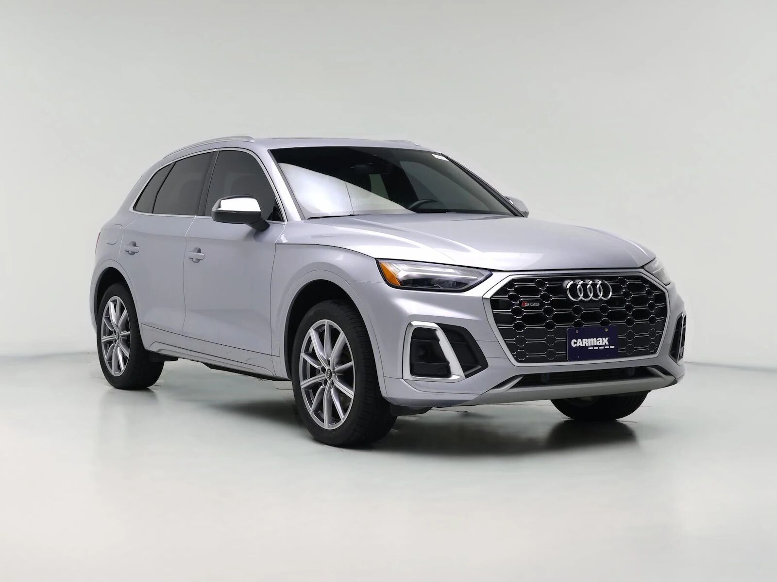 2023 AUDI SQ5