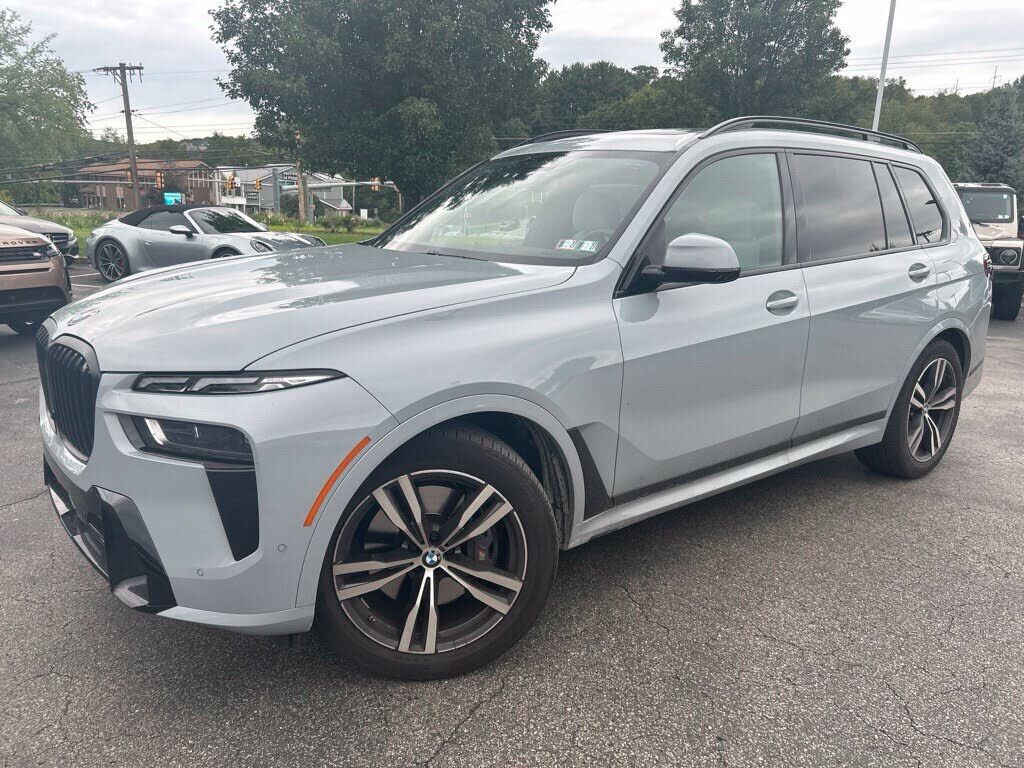 2025 BMW X7