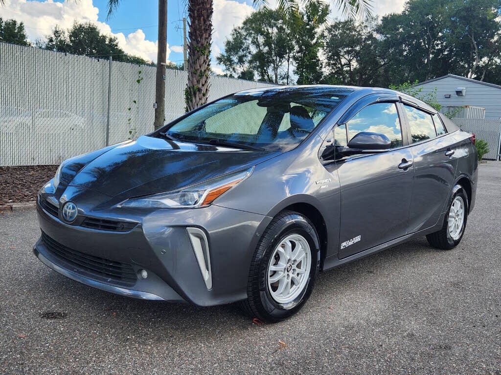 2019 TOYOTA PRIUS