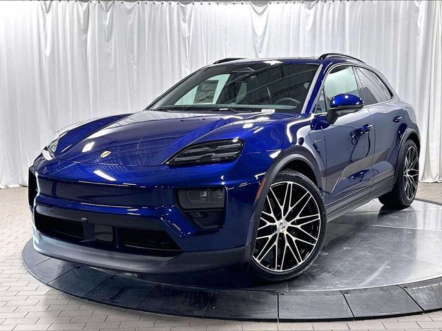 2026 PORSCHE Macan
