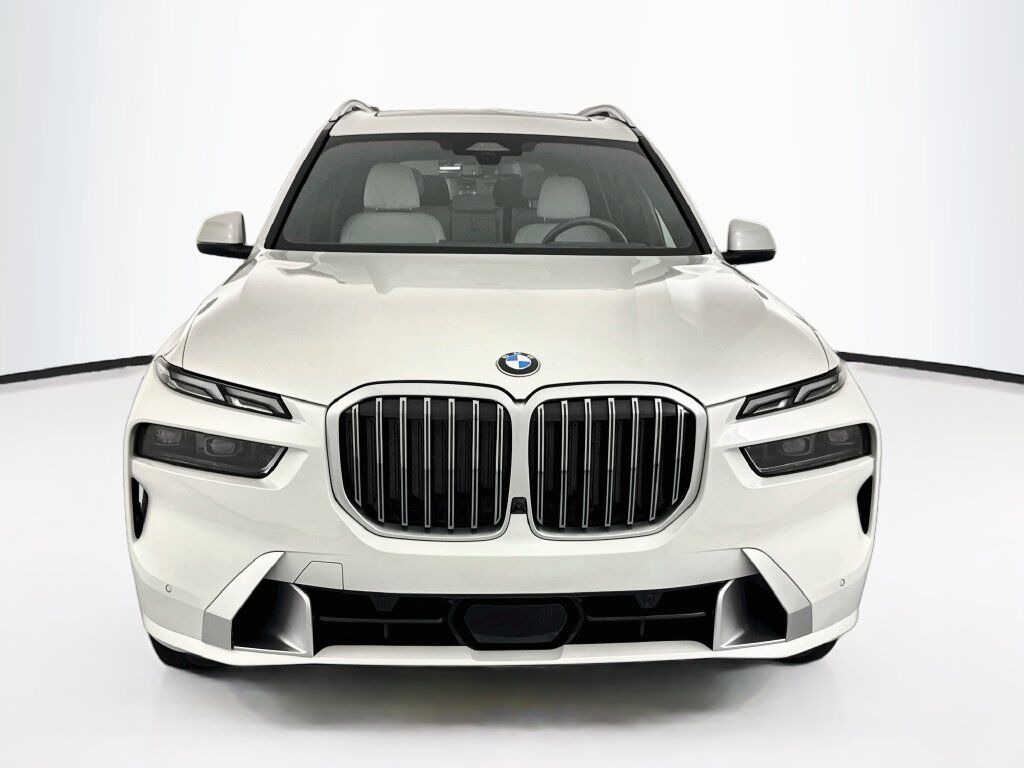 2024 BMW X7