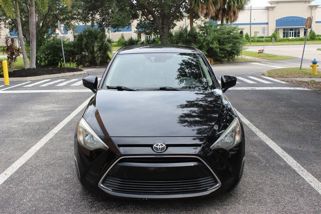 2018 TOYOTA Yaris