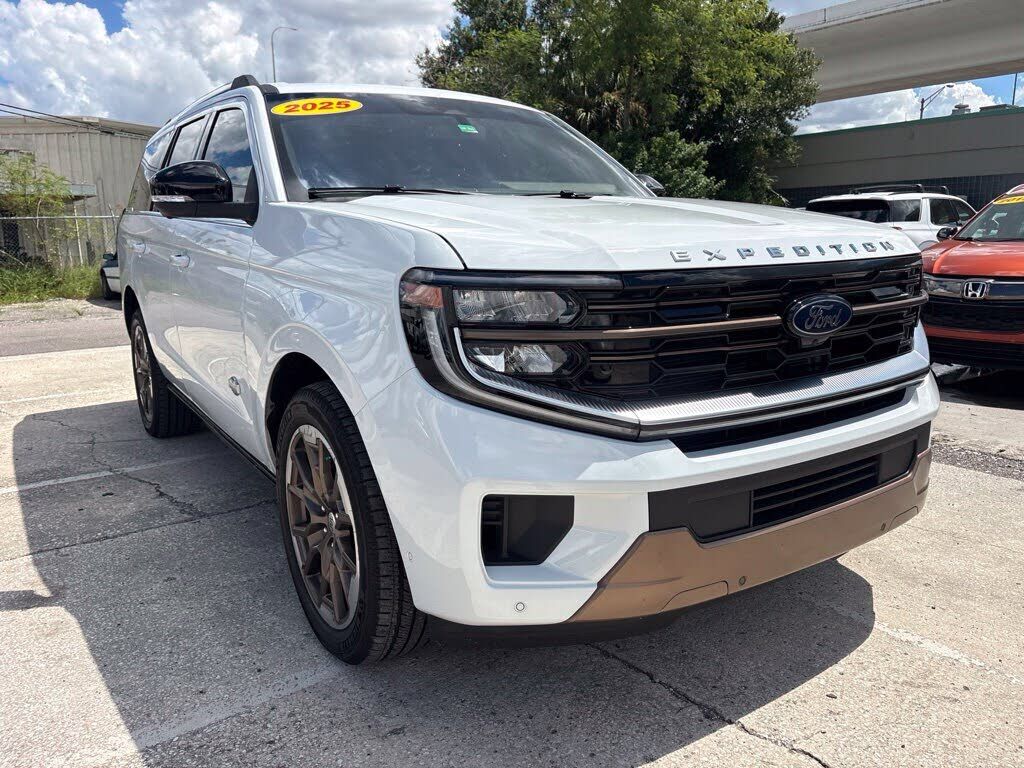 2025 FORD Expedition