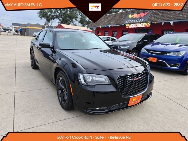 2023 CHRYSLER 300