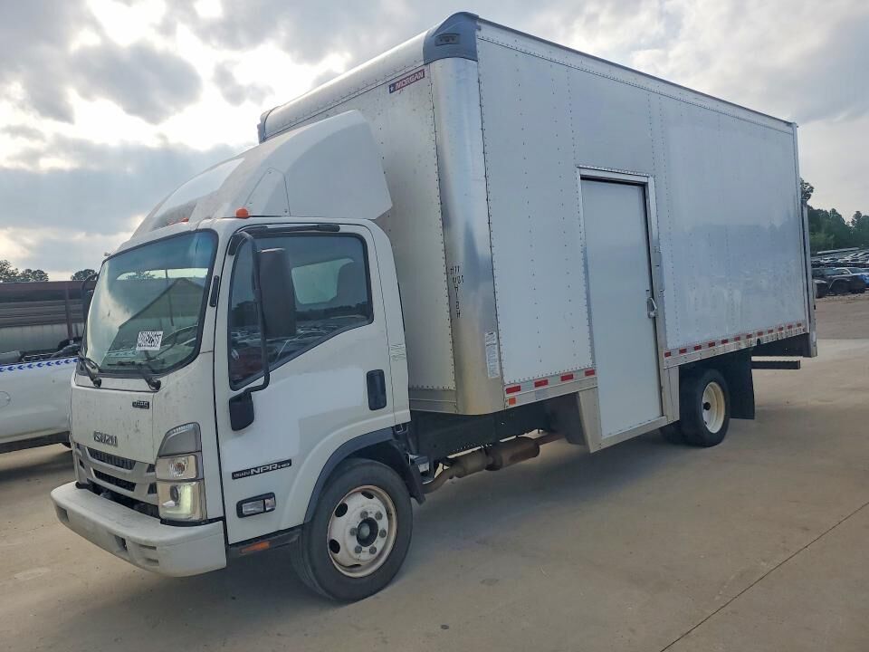 2023 ISUZU NPR-HD
