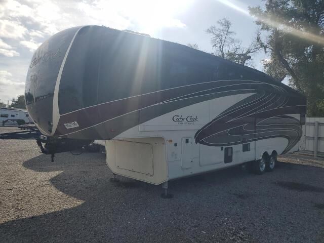 2018 FOREST RIVER Cedar Creek