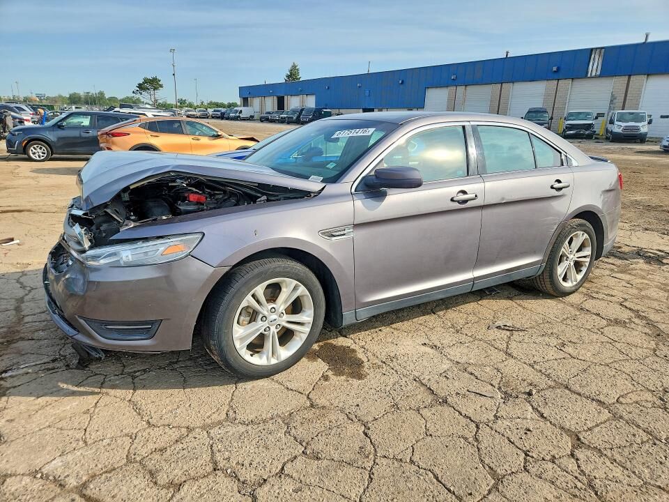 2013 FORD Taurus
