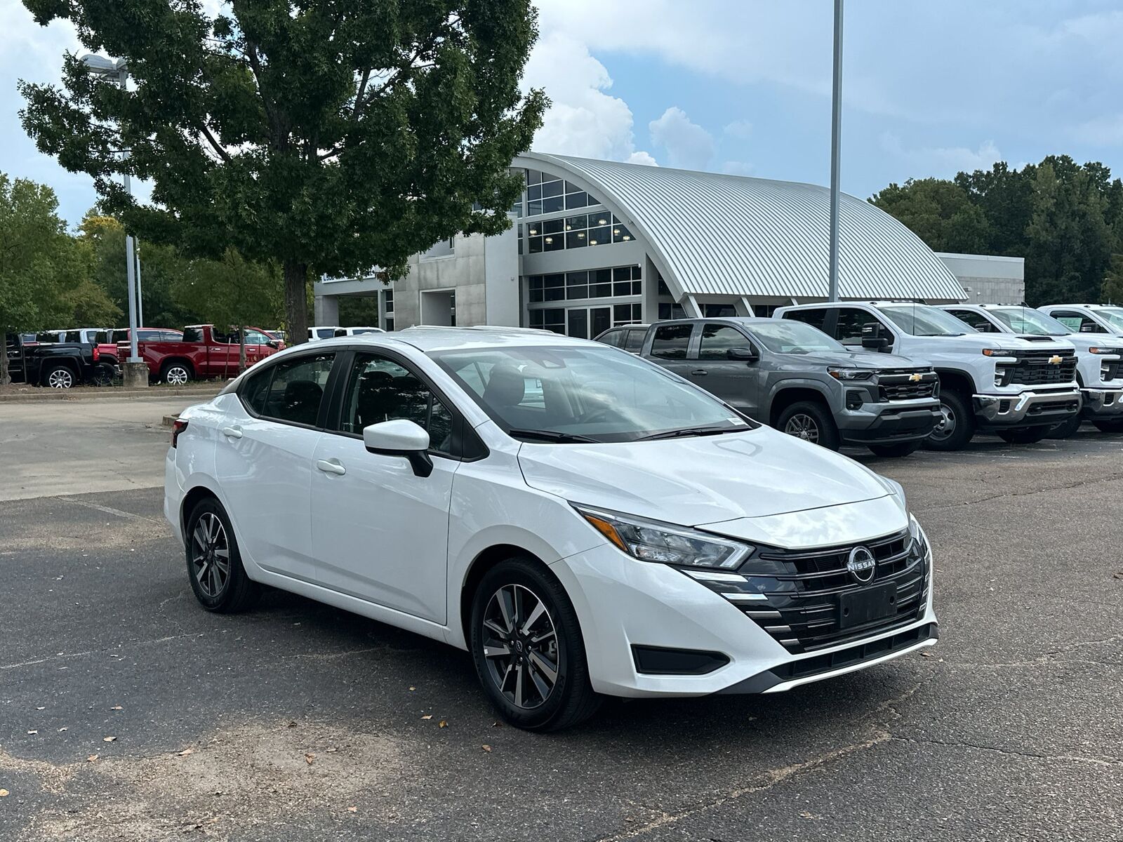 2025 NISSAN Versa