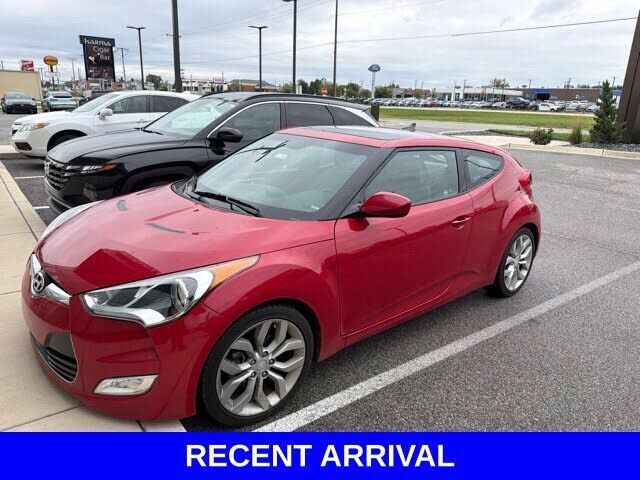 2013 HYUNDAI Veloster