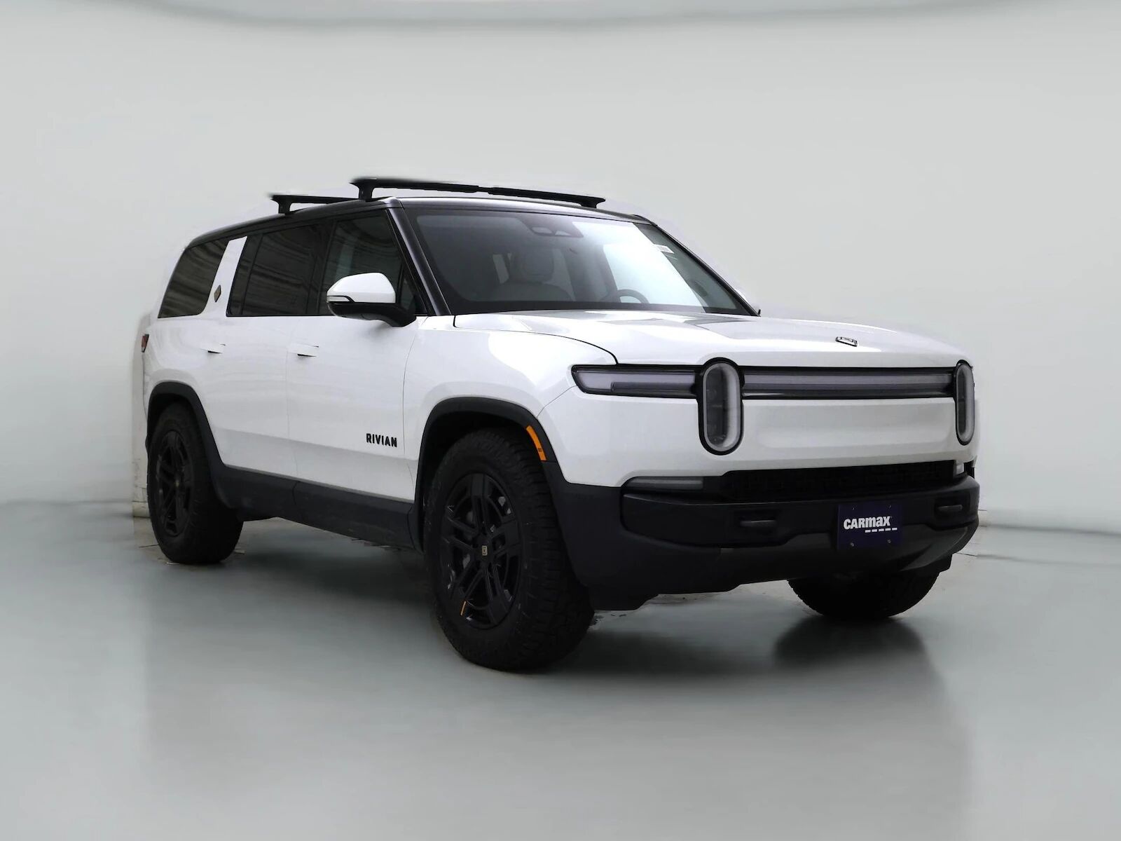 2025 RIVIAN R1S