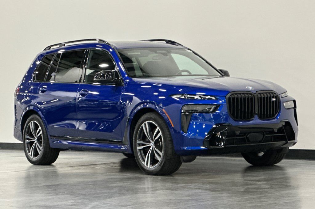 2025 BMW X7