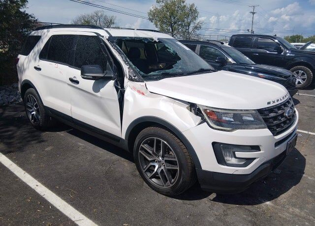 2017 FORD Explorer