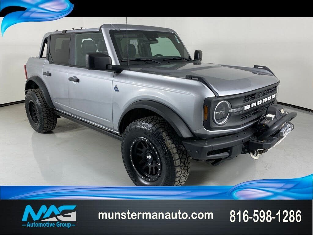 2022 FORD Bronco