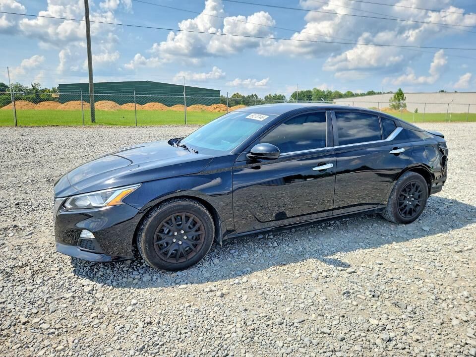 2019 NISSAN Altima