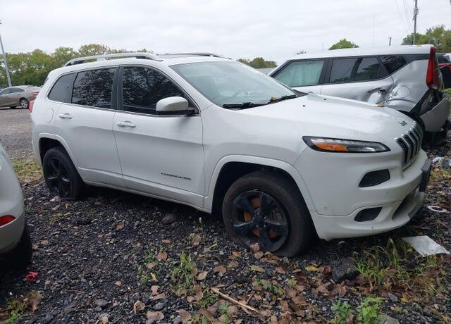 2017 JEEP Cherokee