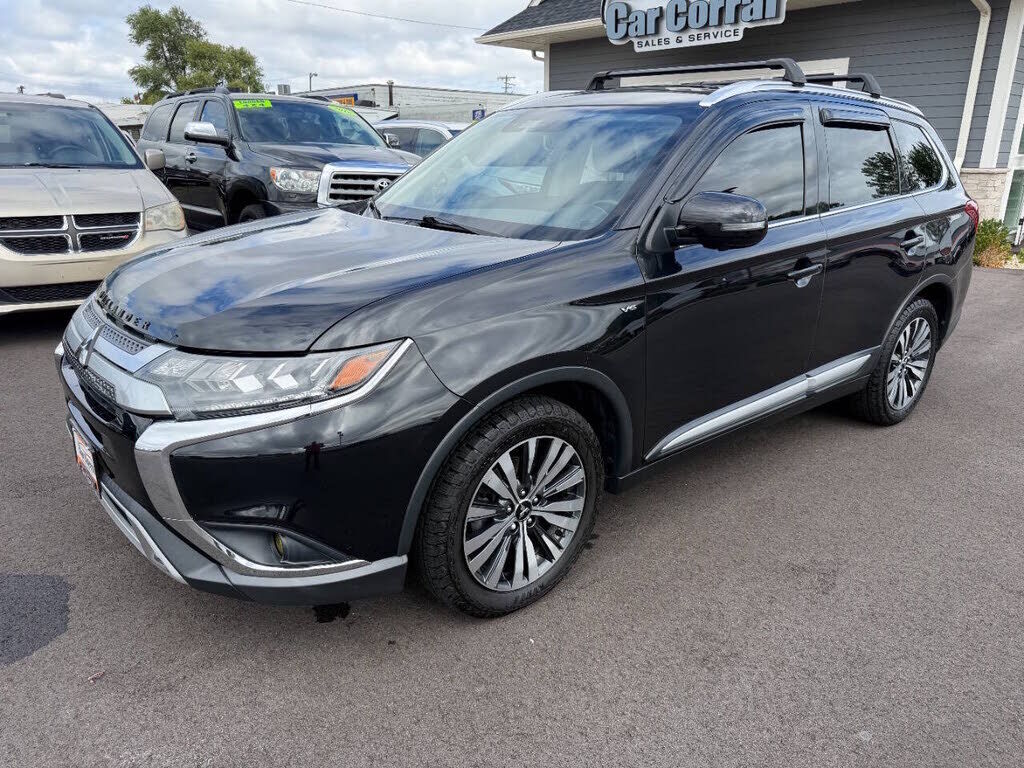 2019 MITSUBISHI Outlander