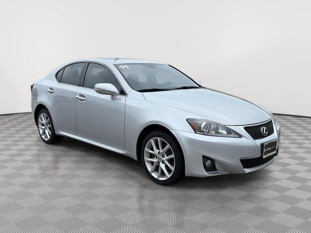 2011 LEXUS IS