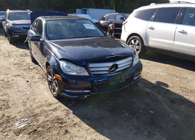 2013 MERCEDES-BENZ C-Class