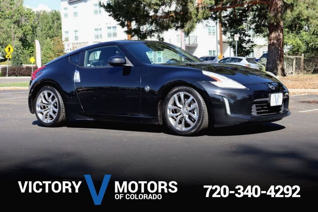 2014 NISSAN 370Z