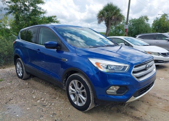 2017 FORD Escape