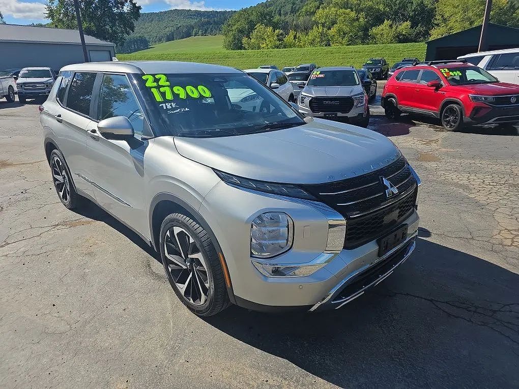 2022 MITSUBISHI Outlander
