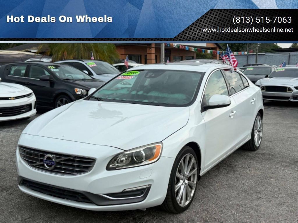 2016 VOLVO S60
