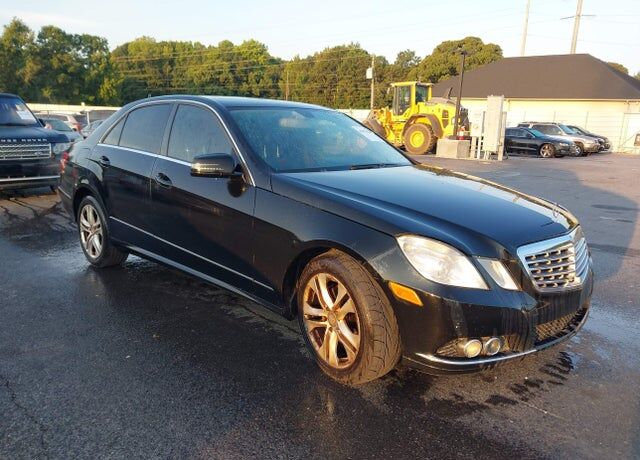 2011 MERCEDES-BENZ E-Class
