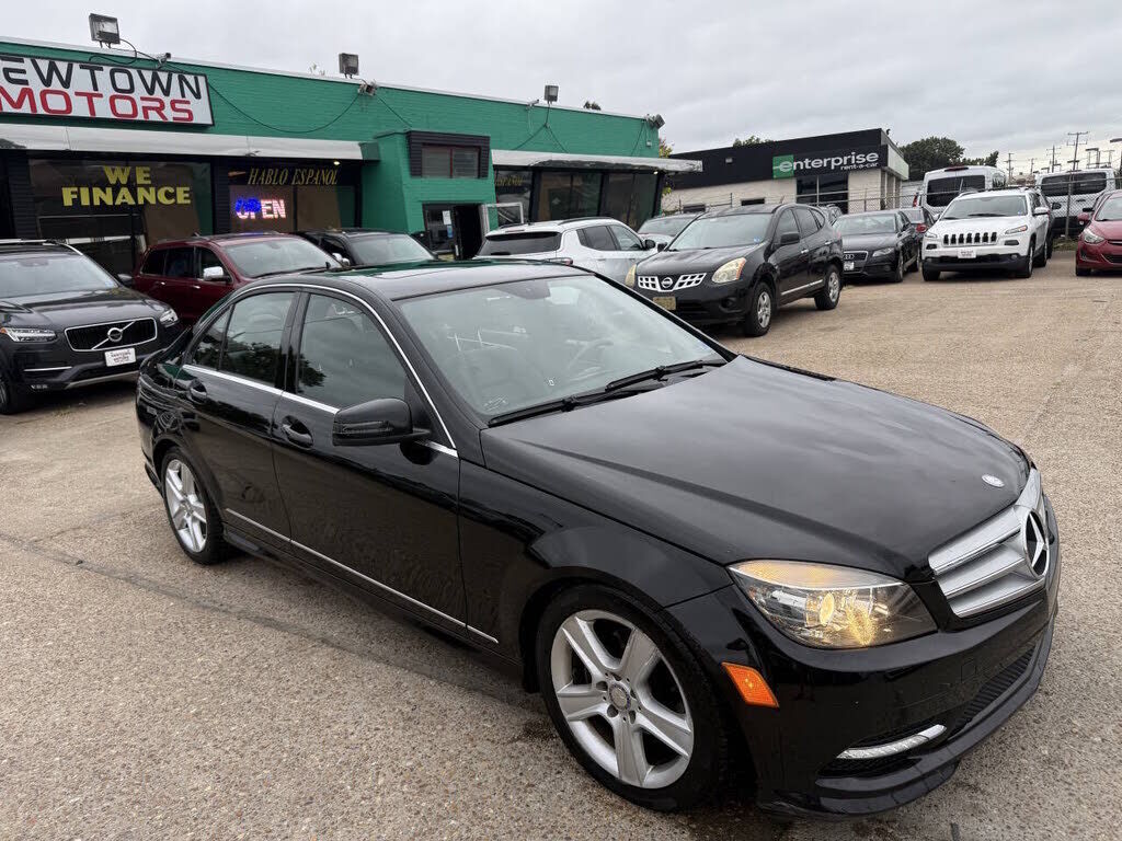 2011 MERCEDES-BENZ C-Class