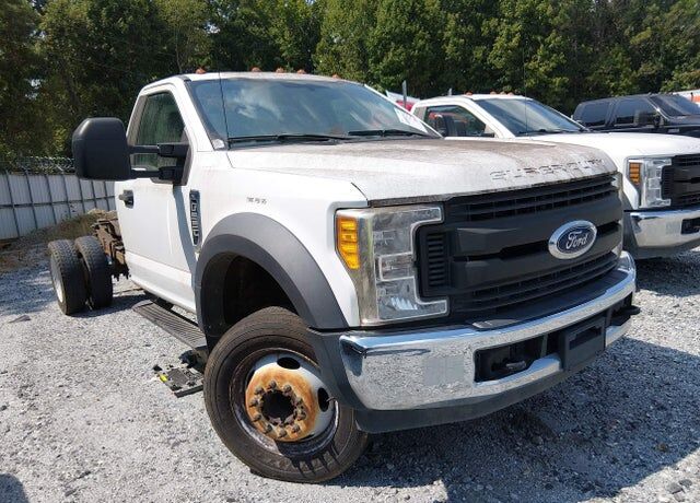 2017 FORD F-550