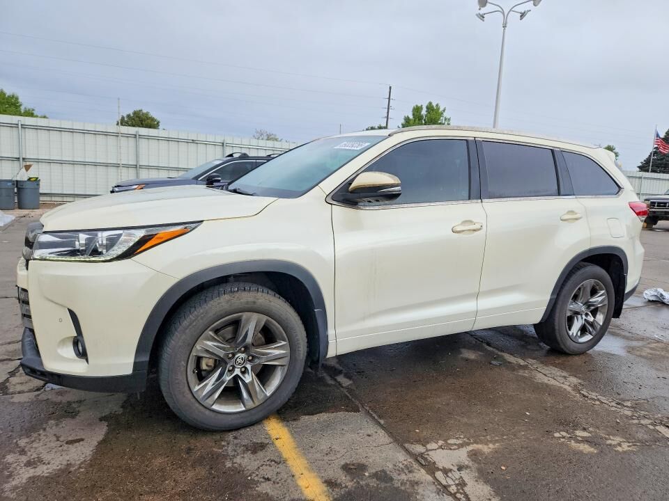 2019 TOYOTA Highlander