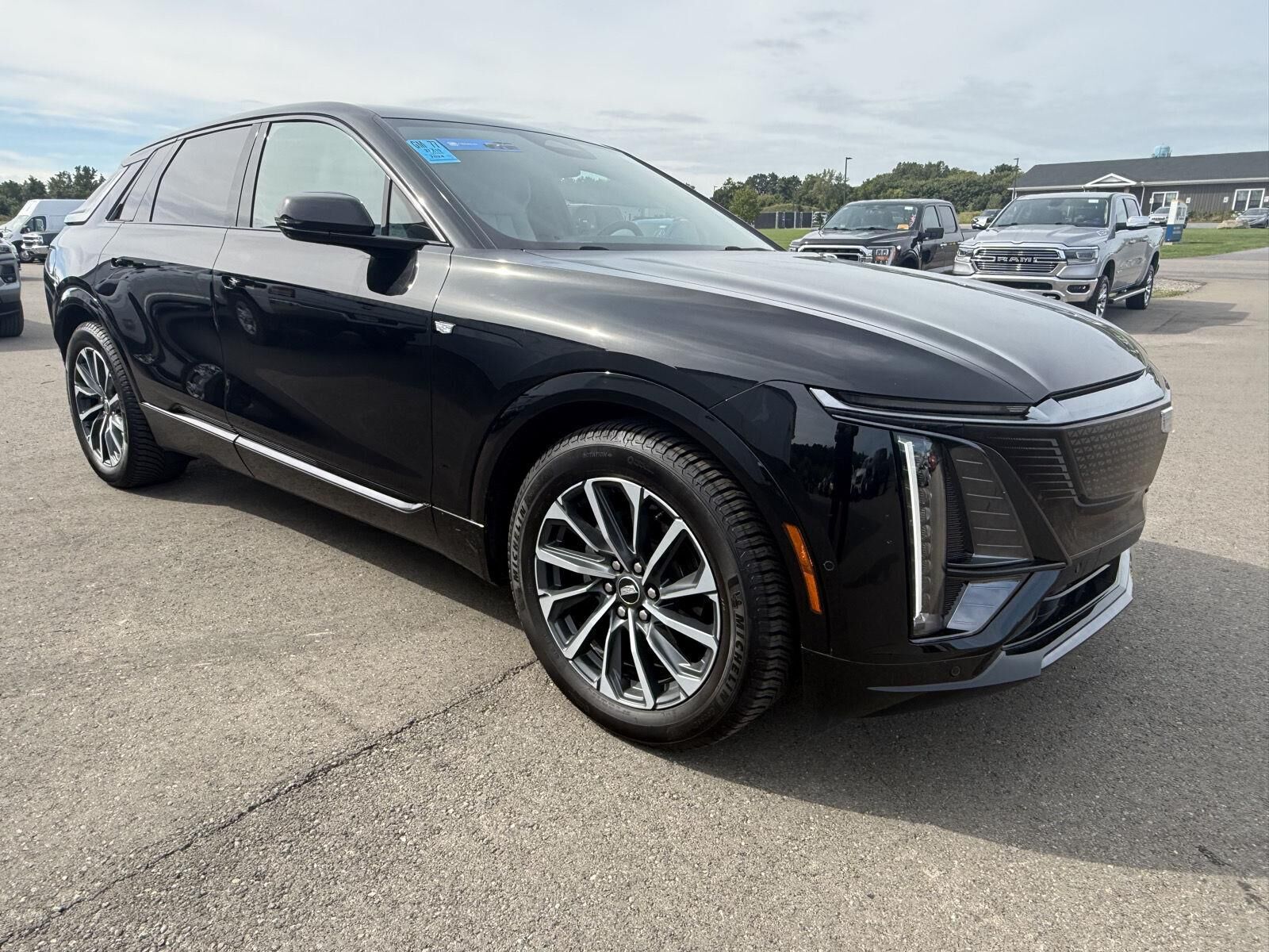 2024 CADILLAC Lyriq