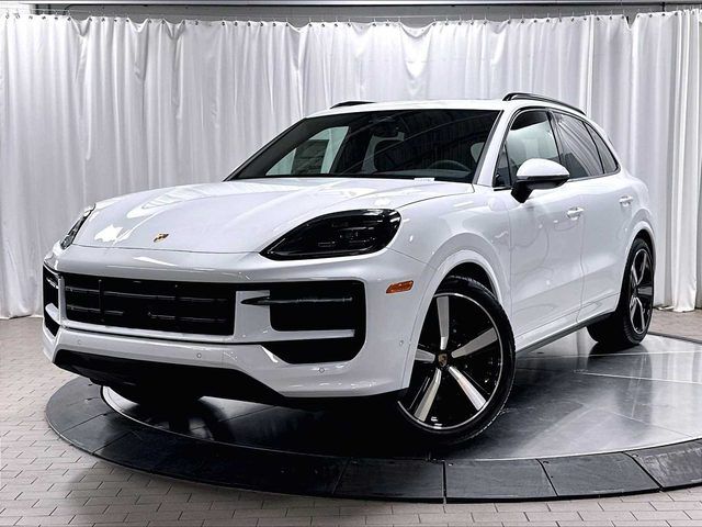 2026 PORSCHE Cayenne