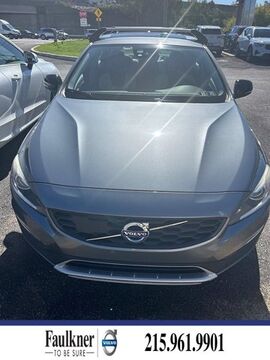 2017 VOLVO S60 Cross Country