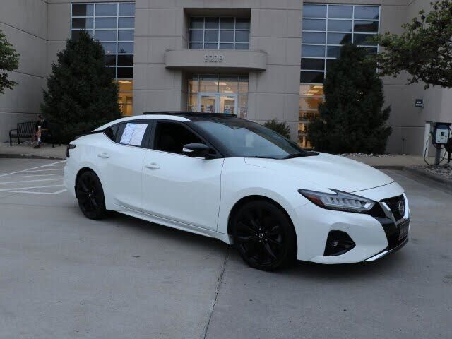2019 NISSAN Maxima
