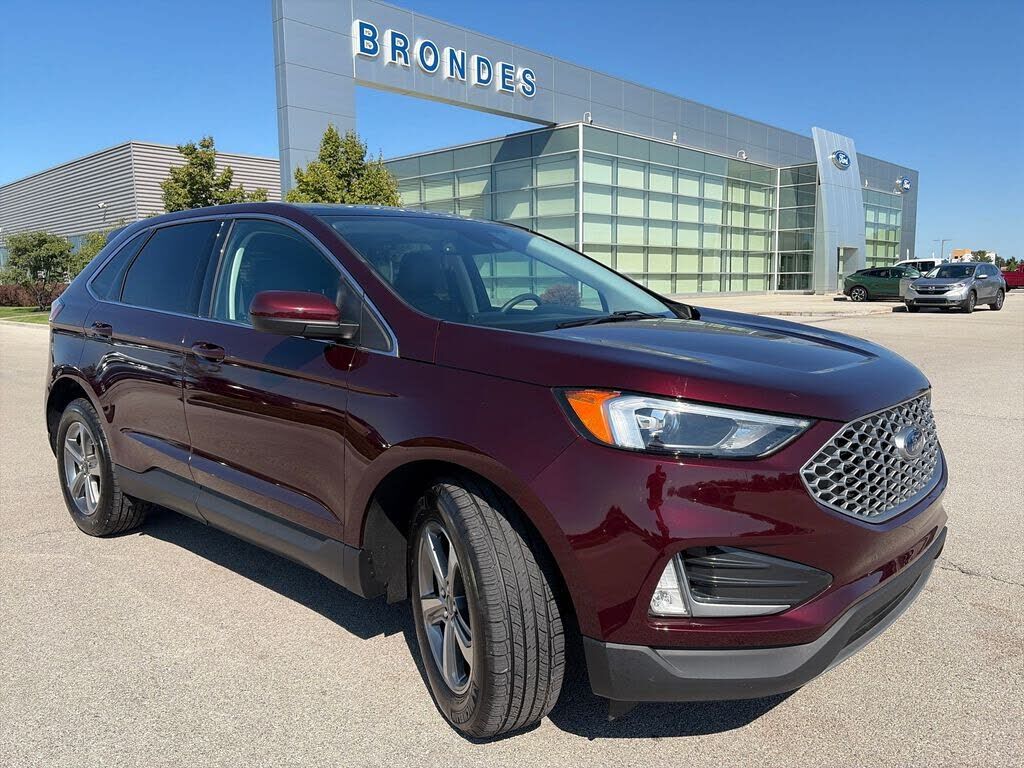 2024 FORD Edge
