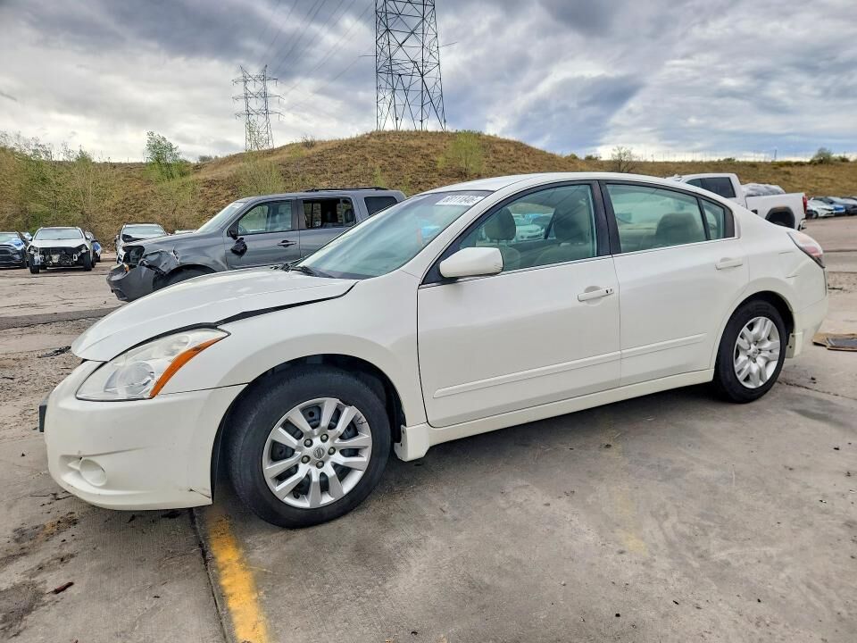 2012 NISSAN Altima